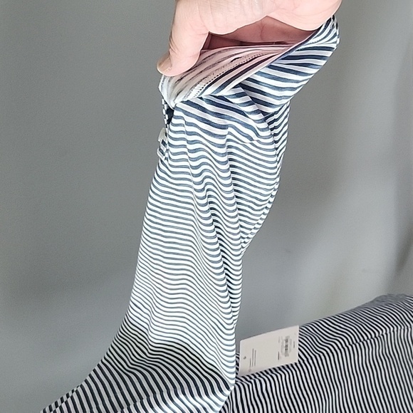 Croft & Barrow Slate Blue and Off White 3/4 Sleeve Button Down Blouse NWT - Picture 6 of 11